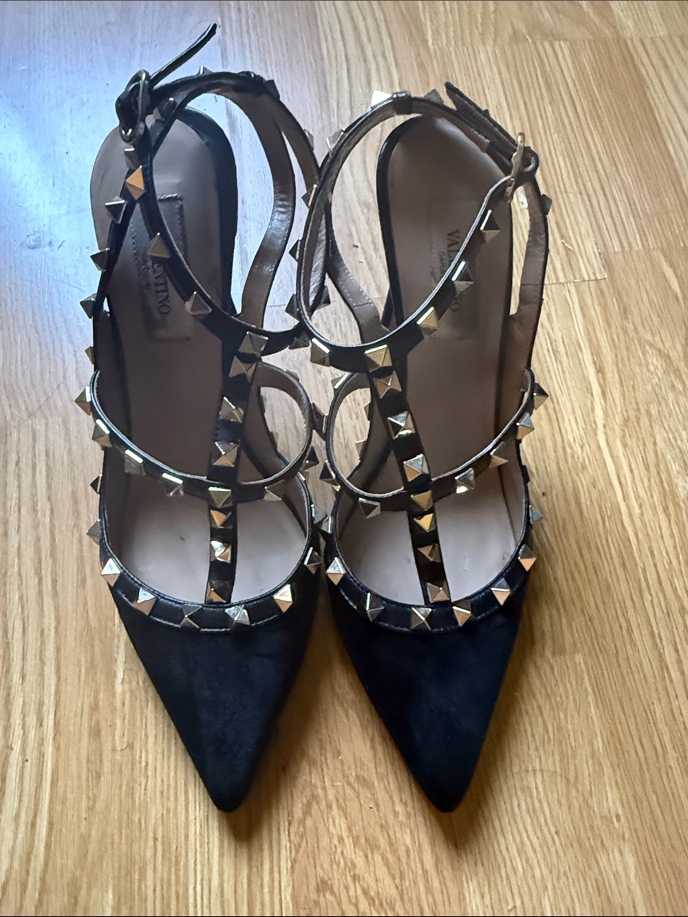 Valentino Garavani Black Pointed Rockstud T-Strap Heels